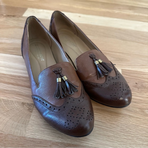 🤎 Naturalizer Leather Loafers 🤎 - Picture 1 of 6